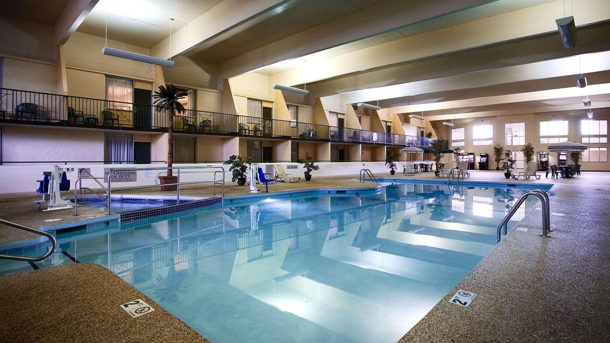 Country Inn & Suites By Radisson, Fergus Falls, Mn Habitación foto