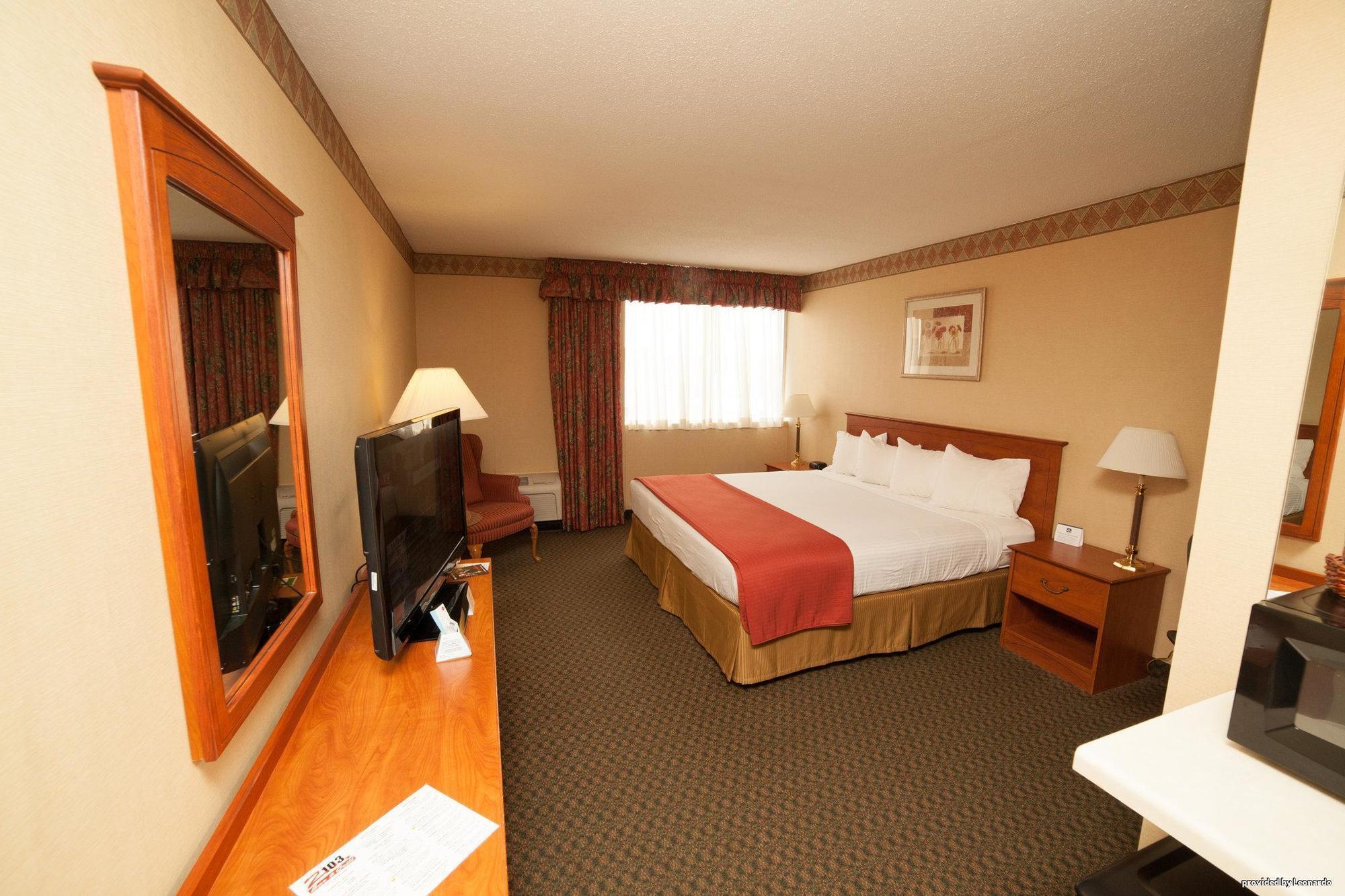 Country Inn & Suites By Radisson, Fergus Falls, Mn Exterior foto